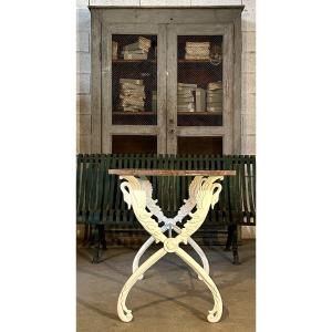 Table Aux Cygnes