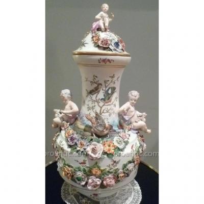 Large Vase Covered Porcelain XVIII °