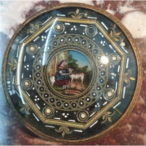 Candy Box "young Shepherdess And Her Dog" Fixed Under Glass XIX