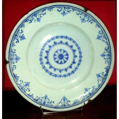 In Grand Rouen Faience XVIII Century