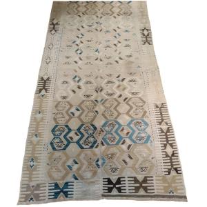 Kilim 265cm X 144cm