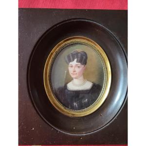 Miniature Lady Of Sg Gb Quality And Dated A820