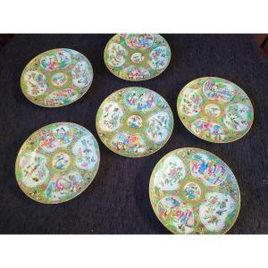 Set Of Six Canton Porcelain Plates, China, 19th Century 