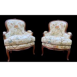 Bergères 18th In Pair 