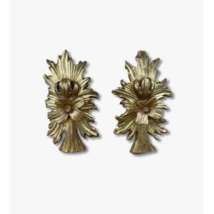 Pair Of Flower In Golden Wood, 18th Time