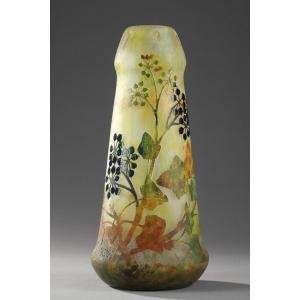 Vase With Ivy Berries - Daum