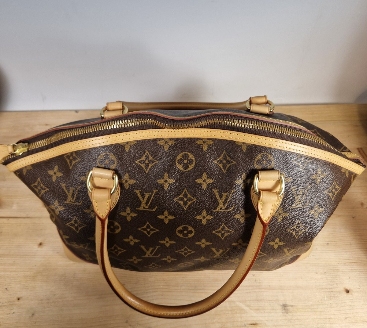 Louis Vuitton mod. Locky-photo-2