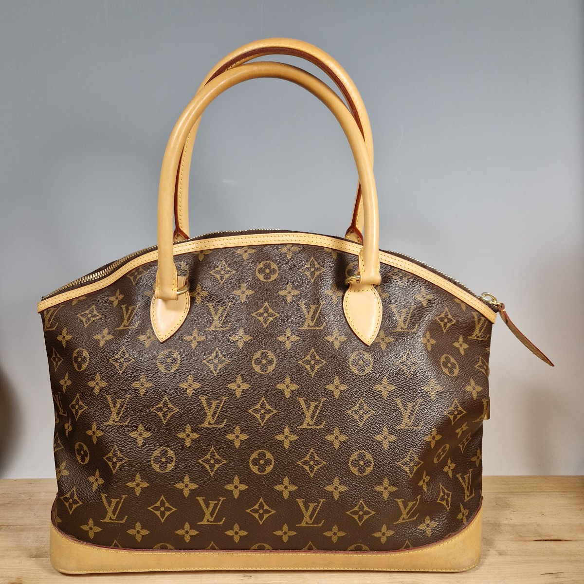 Louis Vuitton mod. Locky