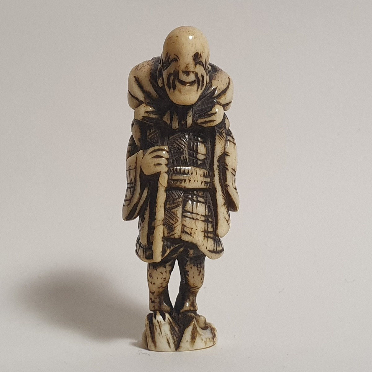 netsuke in corno di  cervo