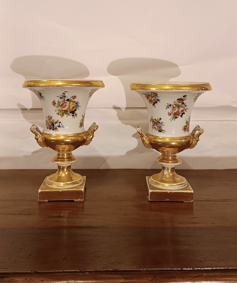 COPPIA DI VASI IN PORCELLANA GINORI PRIMI XIX SECOLO