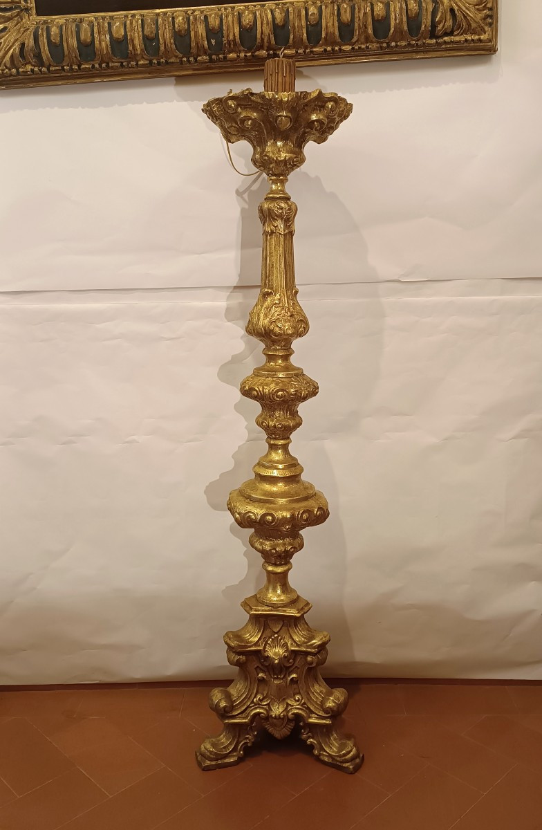 TORCIERA IN LAMIERA DORATA FINE XVIII SECOLO