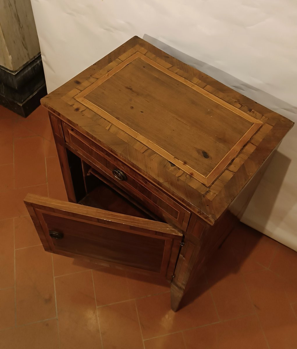COMODINO INTARSIATO E LASTRONATO SECONDA META' DEL XVIII SECOLO-photo-4