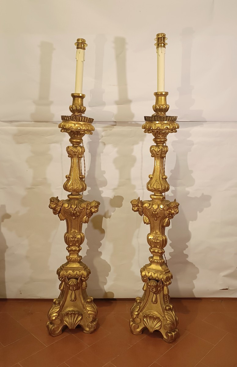 COPPIA DI TORCIERE DORATE LUIGI XV META' XVIII SECOLO 