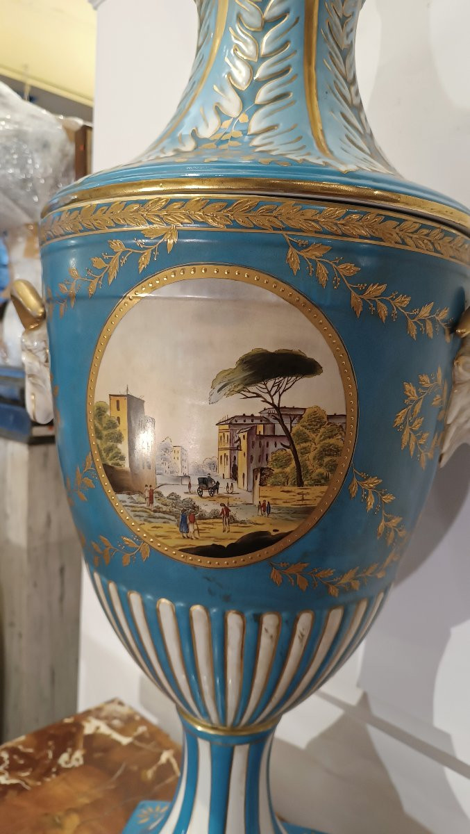 VASO IN PORCELLANA AZZURRO SECONDA META' XIX SECOLO-photo-4