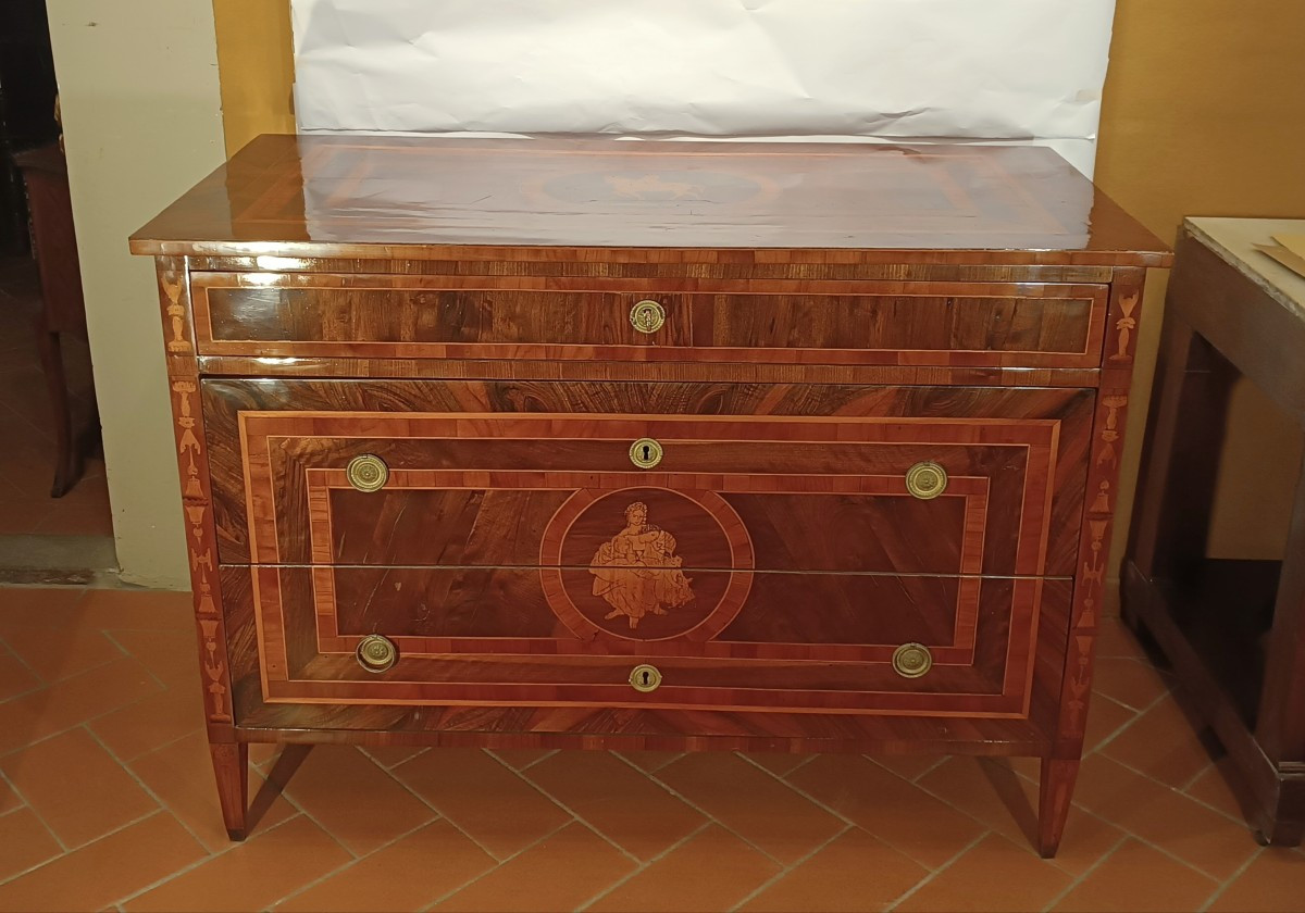 CASSETTONE LASTRONATO E INTARSIATO NEOCLASSICO FINE XVIII SECOLO 
