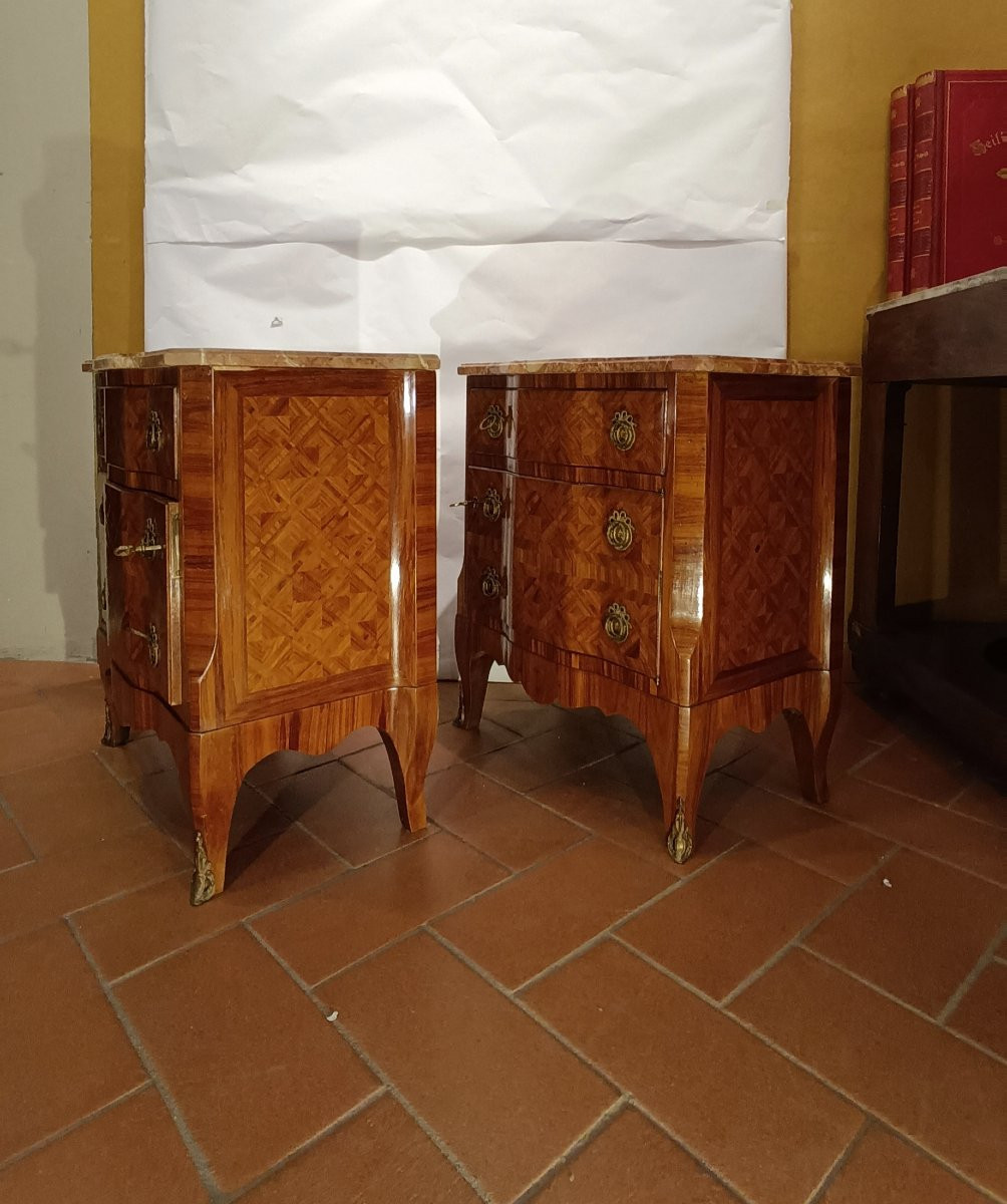 COPPIA DI COMODINI CON PIANO IN MARMO ROSA INIZI XX SECOLO-photo-2