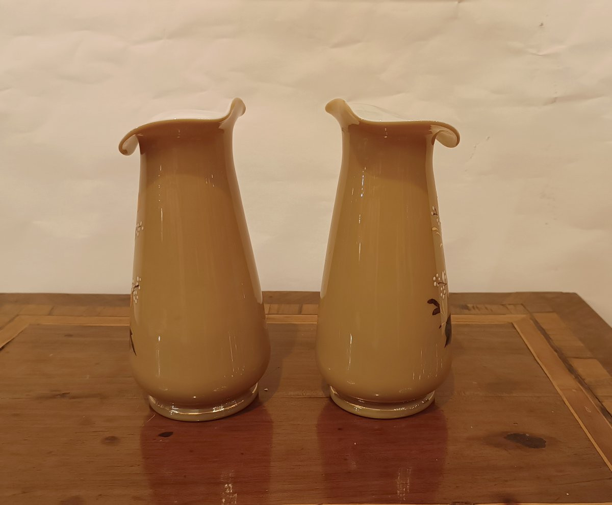 COPPIA DI VASI IN OPALINA LIBERTY SECONDA META' XIX SECOLO-photo-4