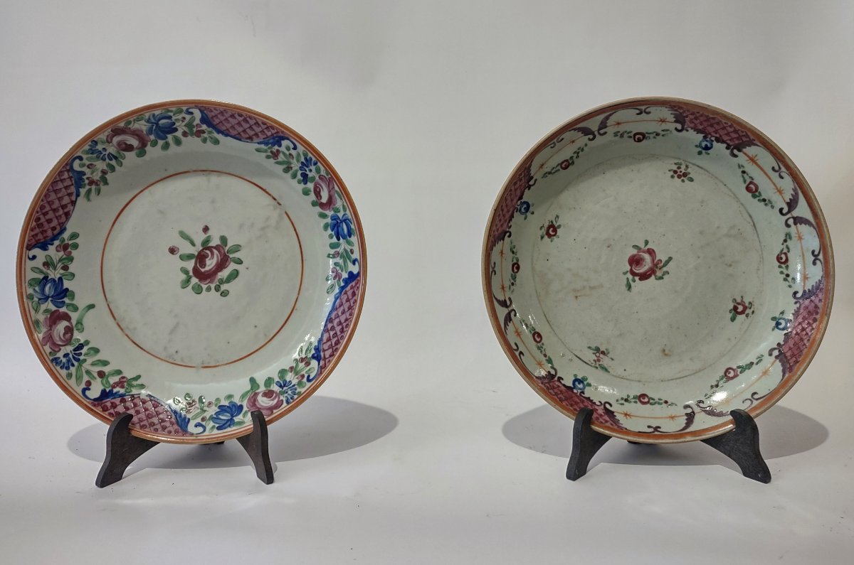 COPPIA DI PIATTI IN PORCELLANA CINESE SECONDA META' XVIII SECOLO-photo-2