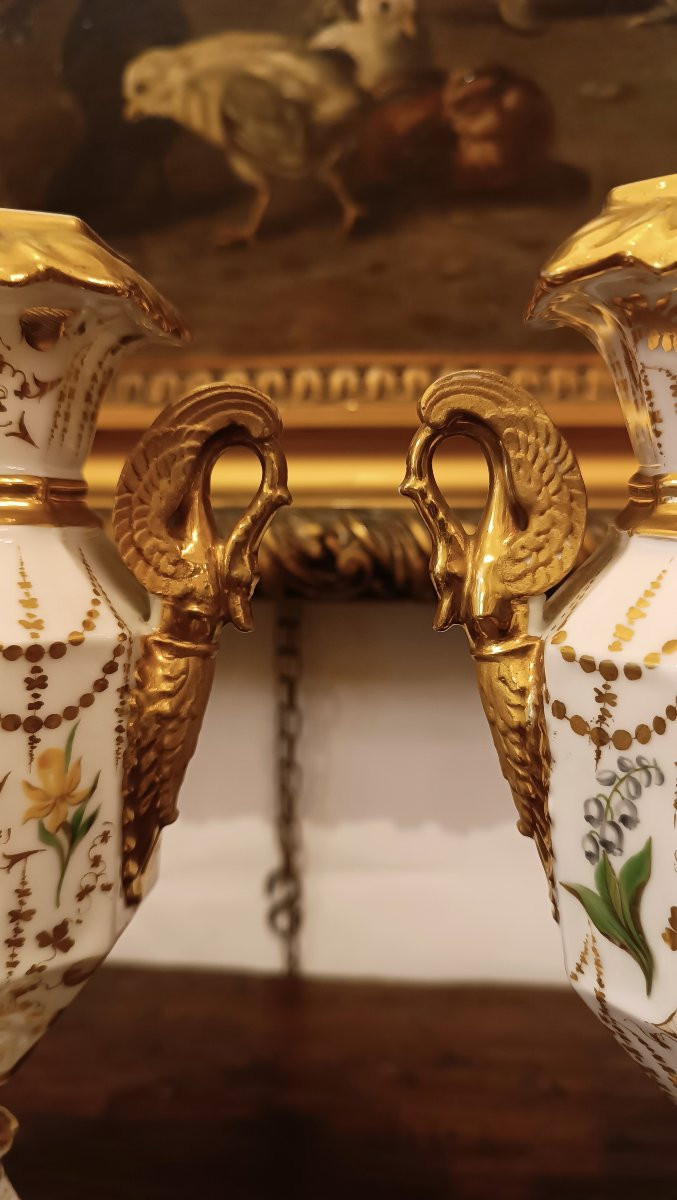 COPPIA DI VASI IN PORCELLANA CARLO X META' XIX SECOLO-photo-1