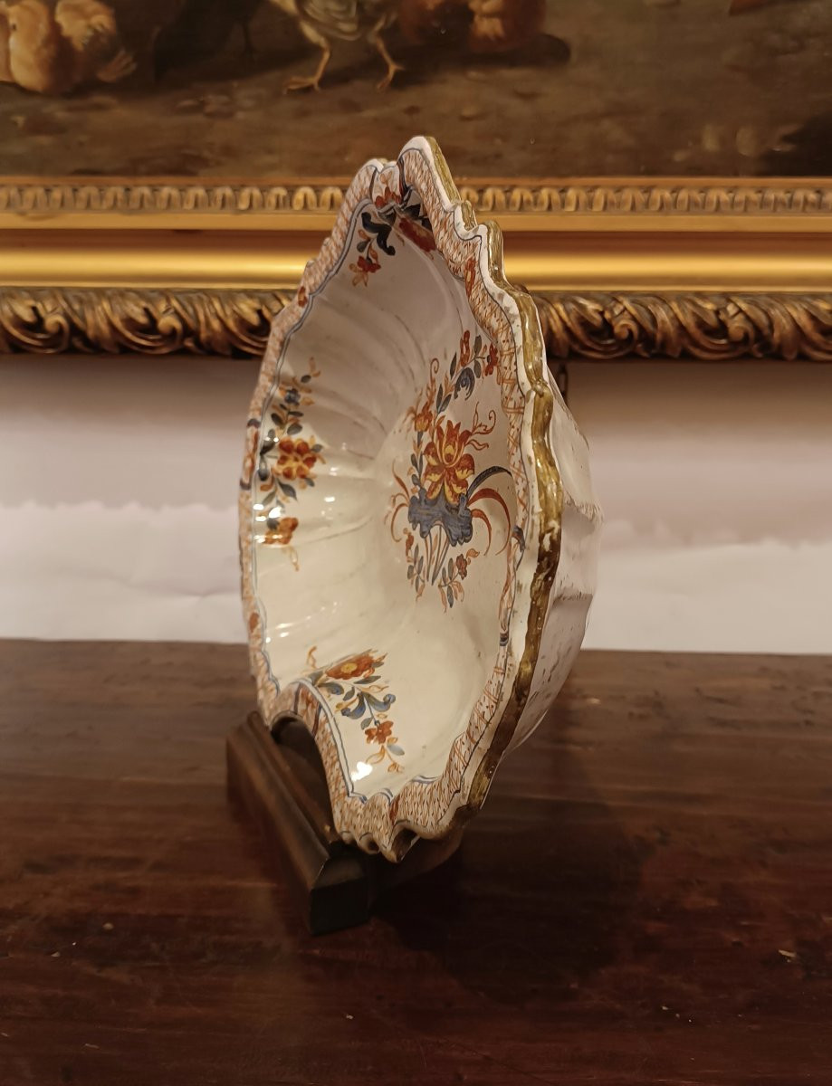 VASSOIO PER BARBA IN MAIOLICA FINE XVIII SECOLO-photo-2
