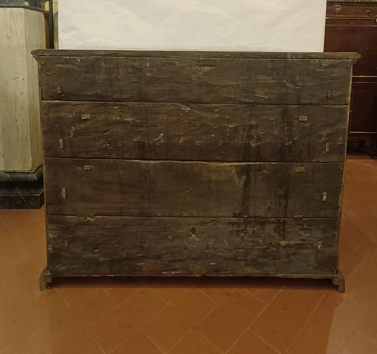 CASSETTONE LOMBARDO IN NOCE META' XVII SECOLO-photo-6