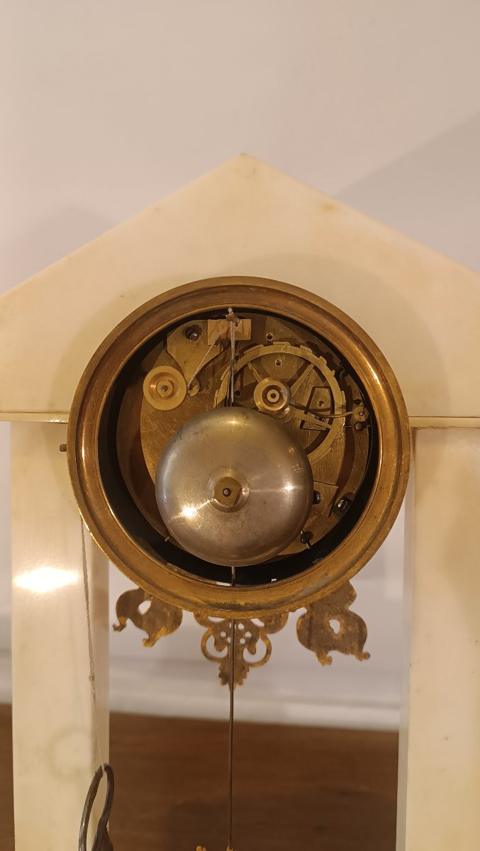 OROLOGIO A TEMPIETTO IN MARMO BIANCO SECONDA META' XVIII SECOLO -photo-3