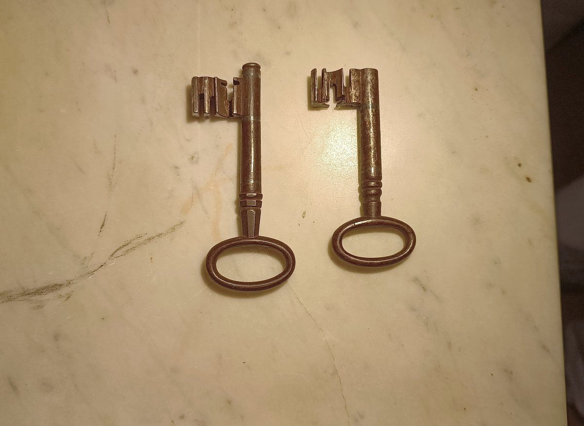 FORZIERE IN FERRO META' DEL XVII SECOLO-photo-6