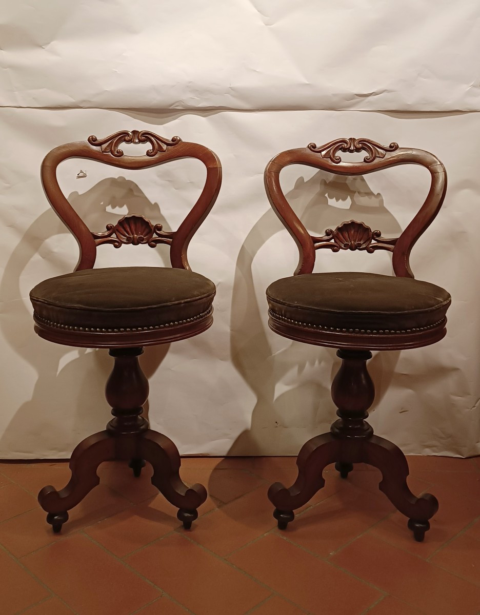 COPPIA DI SGABELLI DA MUSICA SECONDA META' XIX SECOLO