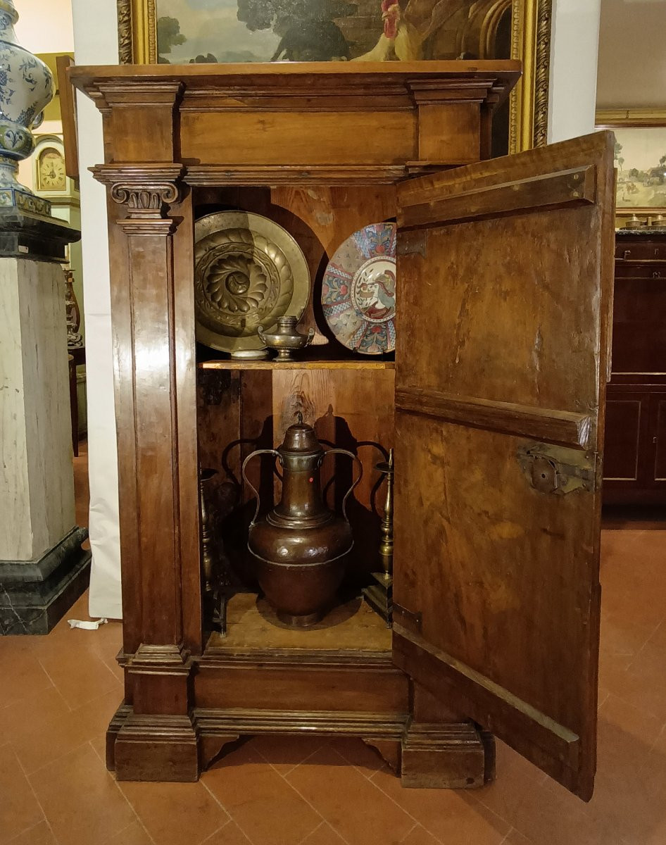 CREDENZINO ALTO IN NOCE FINE XVII SECOLO-photo-5