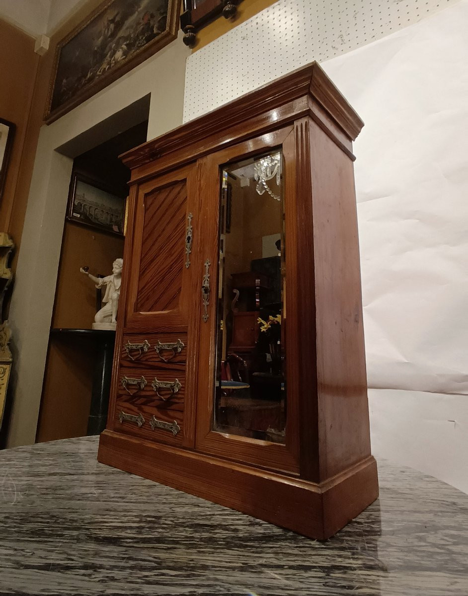 PICCOLO ARMADIO PER BAMBOLE FINE XIX SECOLO-photo-2