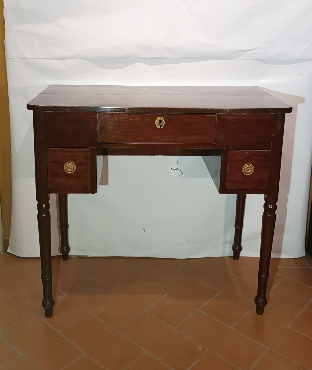 TAVOLINO SCRITTOIO IN NOCE SECONDA META' XIX SECOLO