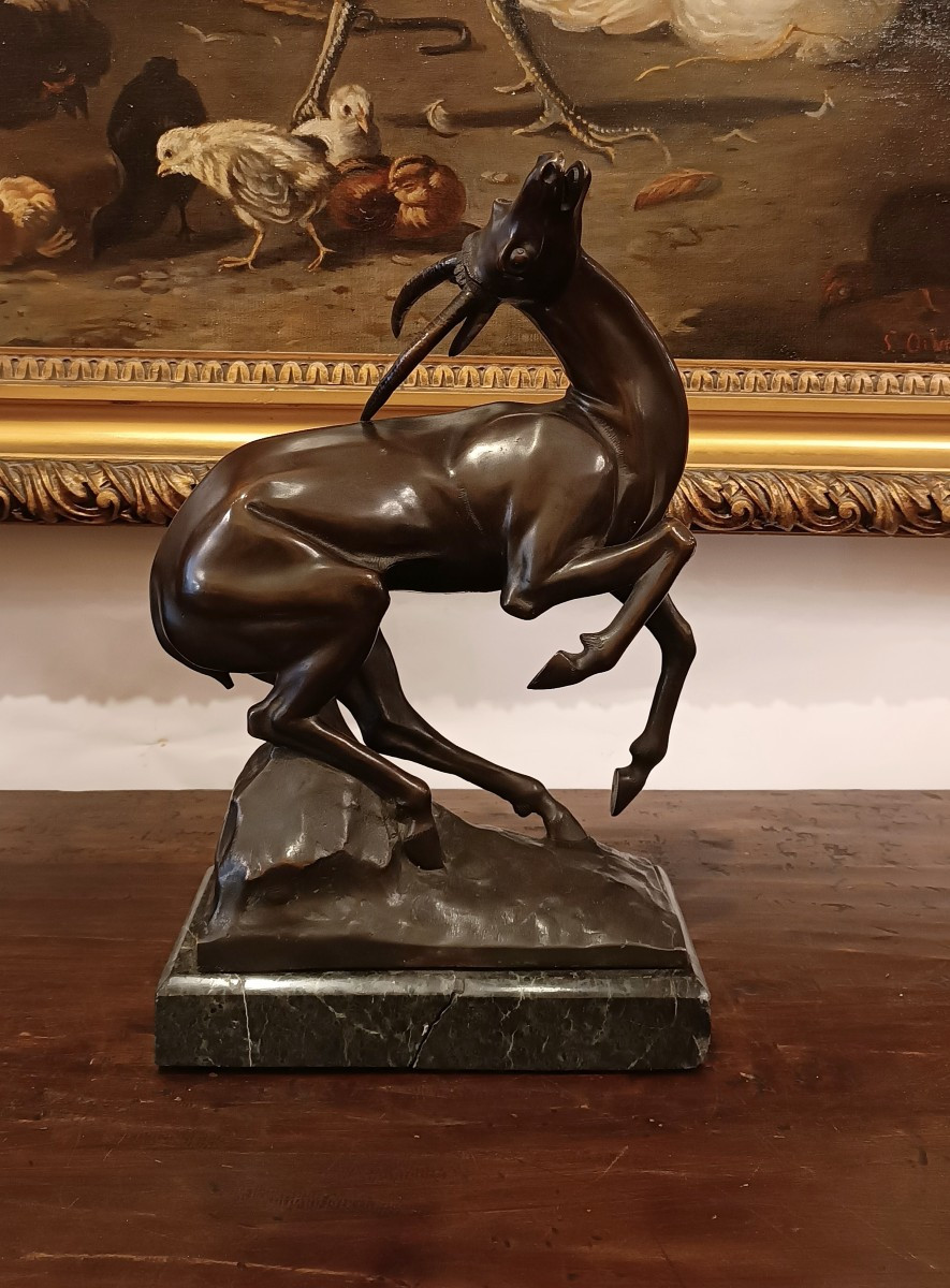 SCULTURA IN BRONZO CON ANTILOPE DI IGINIO MONTINI PRIMI DEL XX SECOLO 
