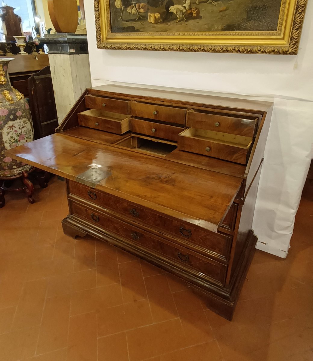 CASSETTONE A RIBALTA IN NOCE E INTARSI FINE XVII SECOLO-photo-2