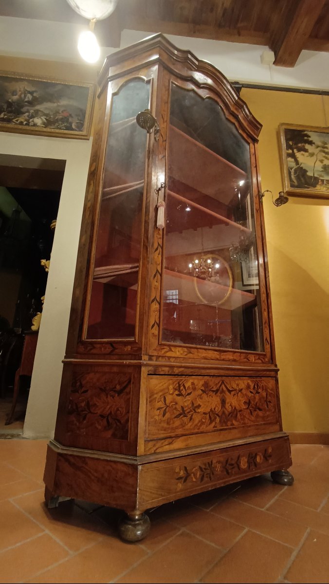 VETRINA IN NOCE CON INTARSI META' XIX SECOLO-photo-7