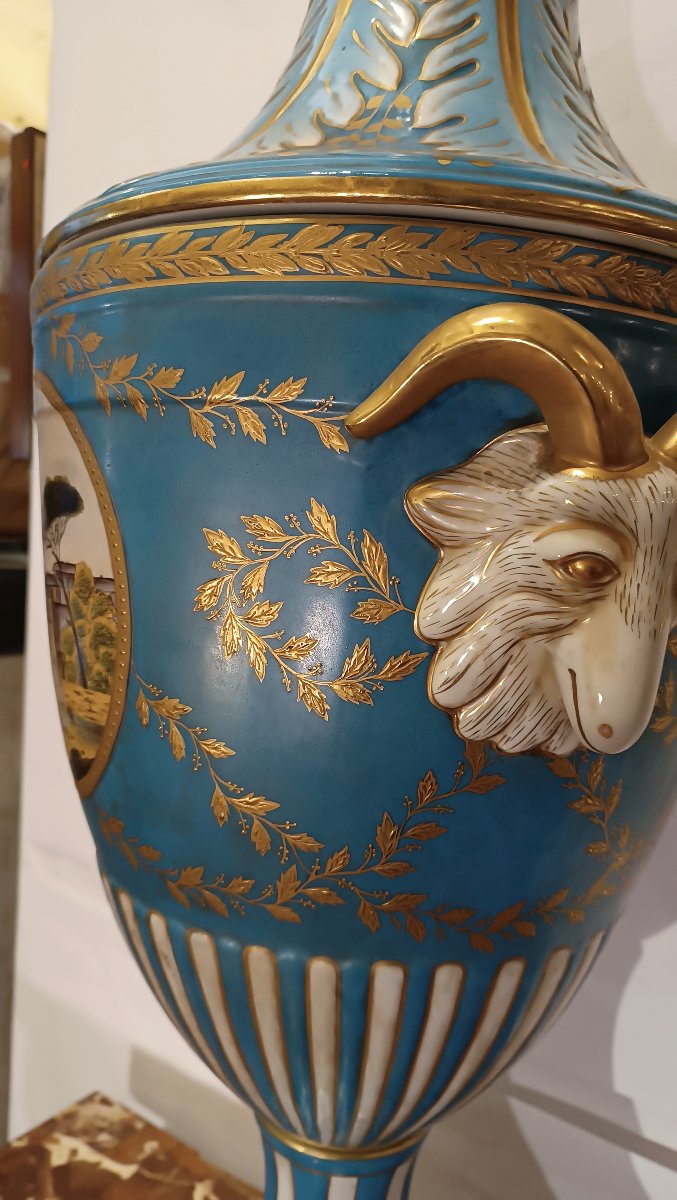 VASO IN PORCELLANA AZZURRO SECONDA META' XIX SECOLO-photo-3