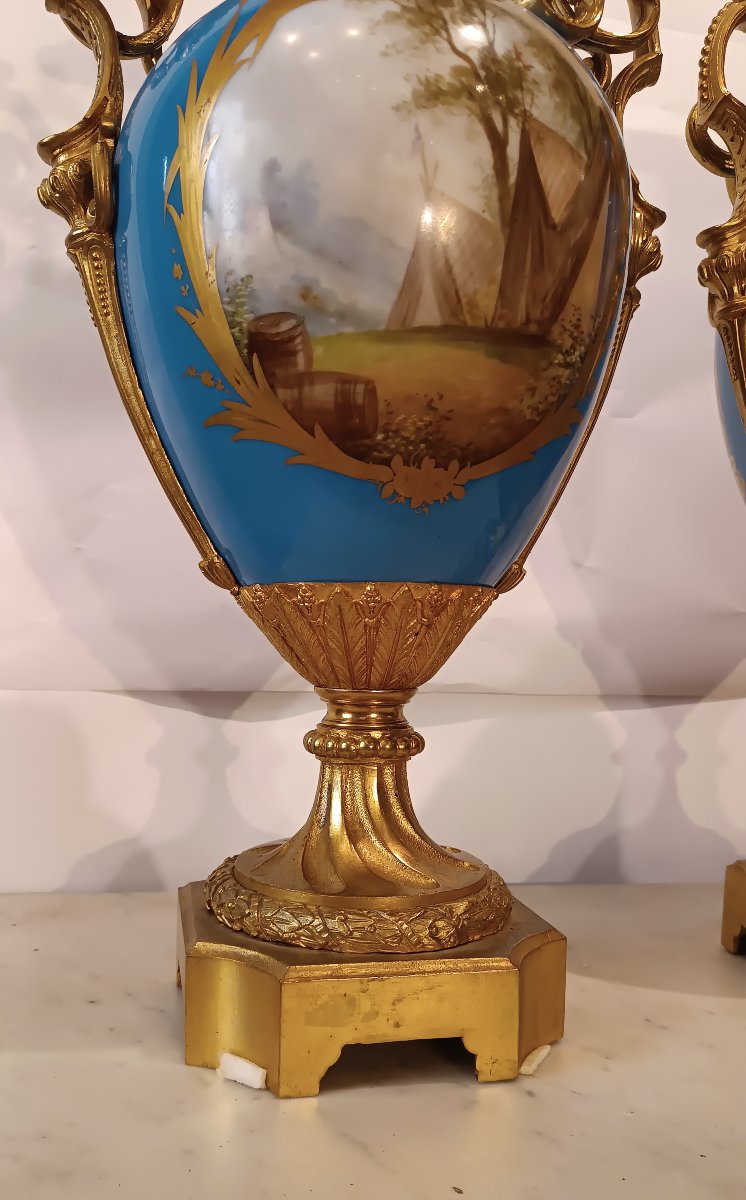 COPPIA DI VASI IN PORCELLANA SÈVRES PRIMO XIX SECOLO-photo-1