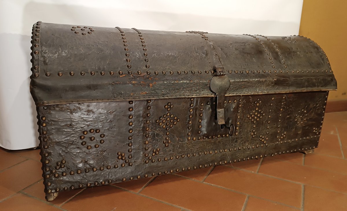 BAULE DA CARROZZA IN CUOIO FINE XVII SECOLO-photo-2
