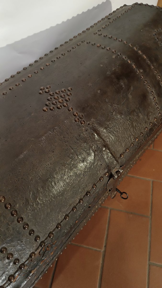 BAULE DA CARROZZA IN CUOIO FINE XVII SECOLO-photo-4