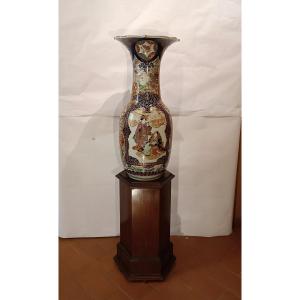 GRANDE VASO IN PORCELLANA IMARI SECONDA META' XIX SECOLO