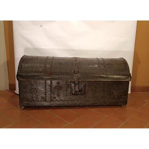 BAULE DA CARROZZA IN CUOIO FINE XVII SECOLO