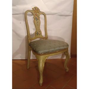 POLTRONCINA LACCATA E DORATA FINE XVIII SECOLO