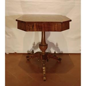 TAVOLINO OTTAGONALE CON INTARSI GEOMETRICI META' XIX SECOLO 