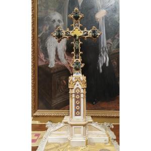 CROCIFISSO IN MARMO E PIETRE DURE META' XIX SECOLO