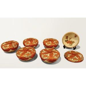 SERIE DI SEI PICCOLE COPPE KUTANI XIX SECOLO 