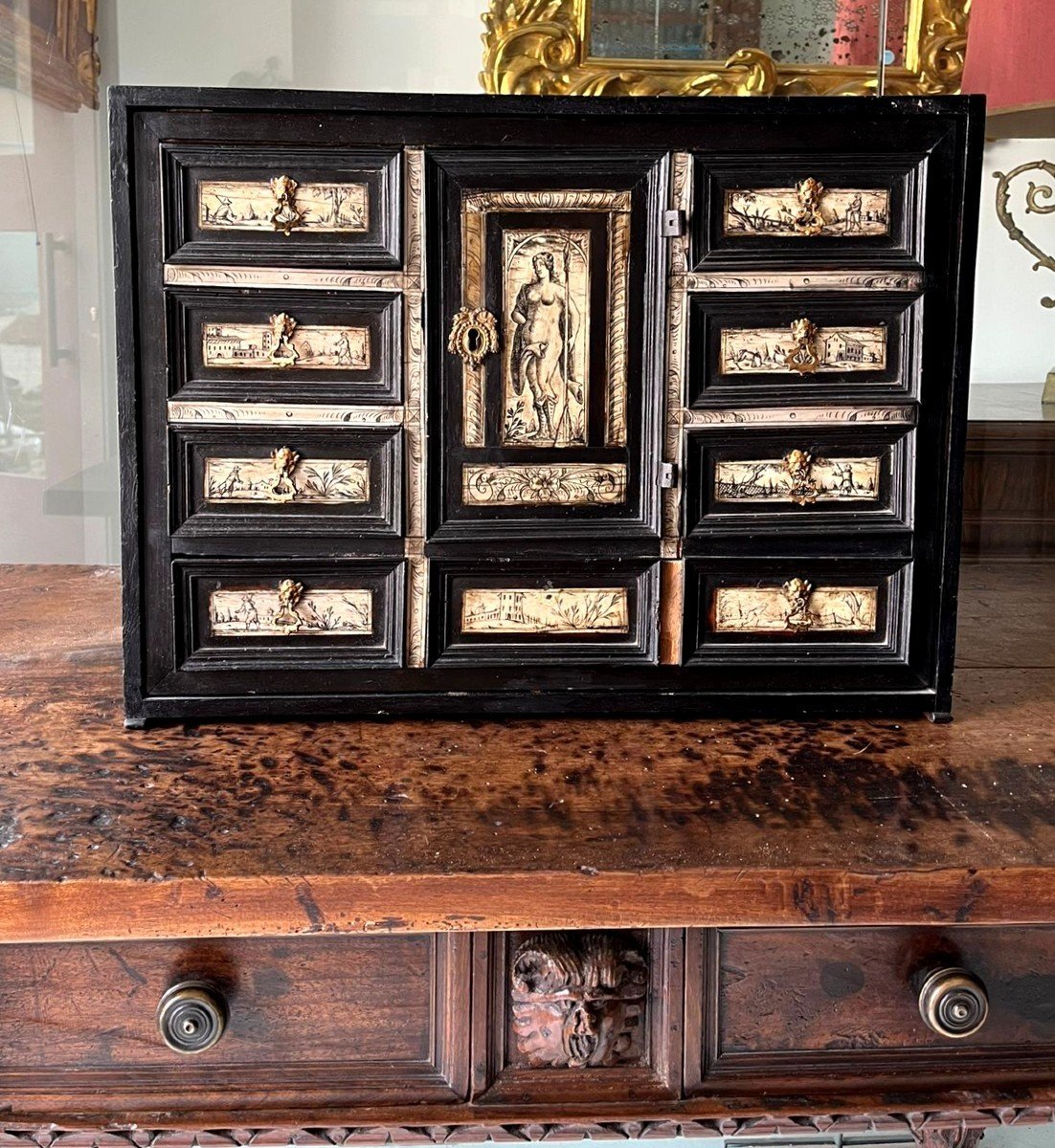 Antique Tuscan Coin Cabinet From The First Half Of The 17th Century With Fine Engravings-photo-4