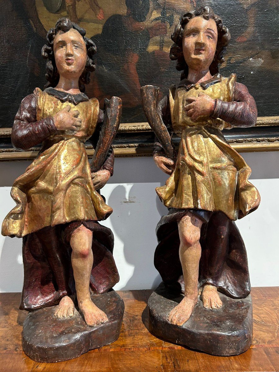 Coppia di sculture in legno raff. figure allegoriche che reggono cornucopia. Italia, XVII s.-photo-3