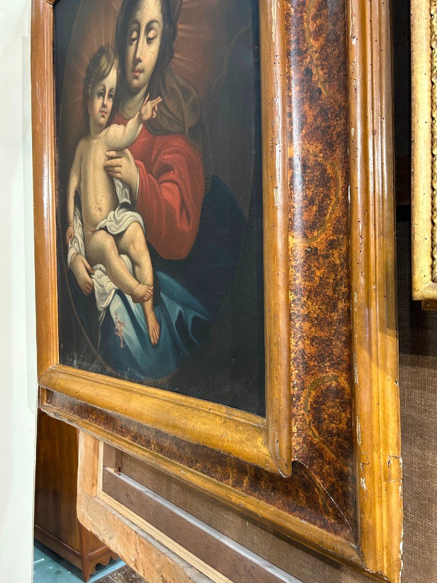 Grande Madonna con bambino di ambito emiliano del seicento in prima tela e cornice coeva -photo-4