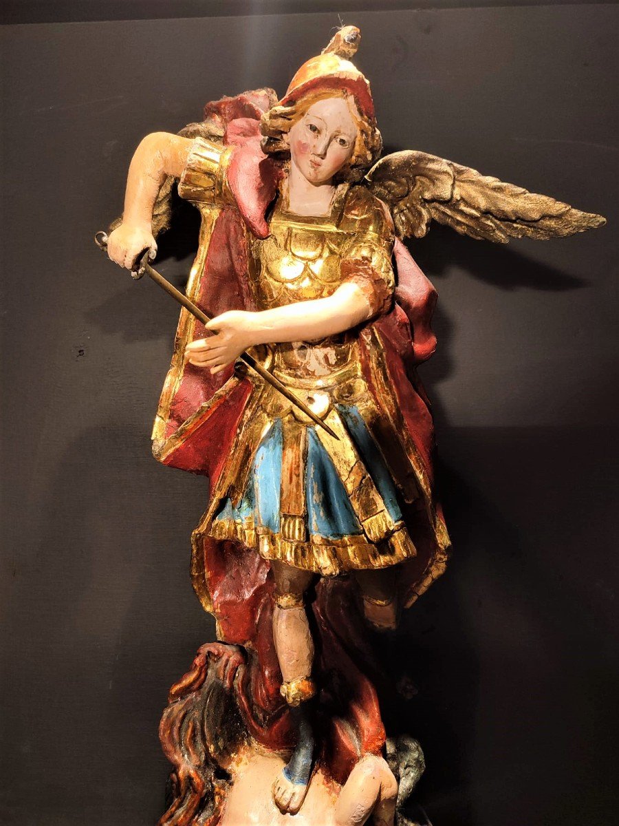 Scultura in legno policromo di San Michele Arcangelo, ambito veneto della fine del XVII secolo.-photo-2