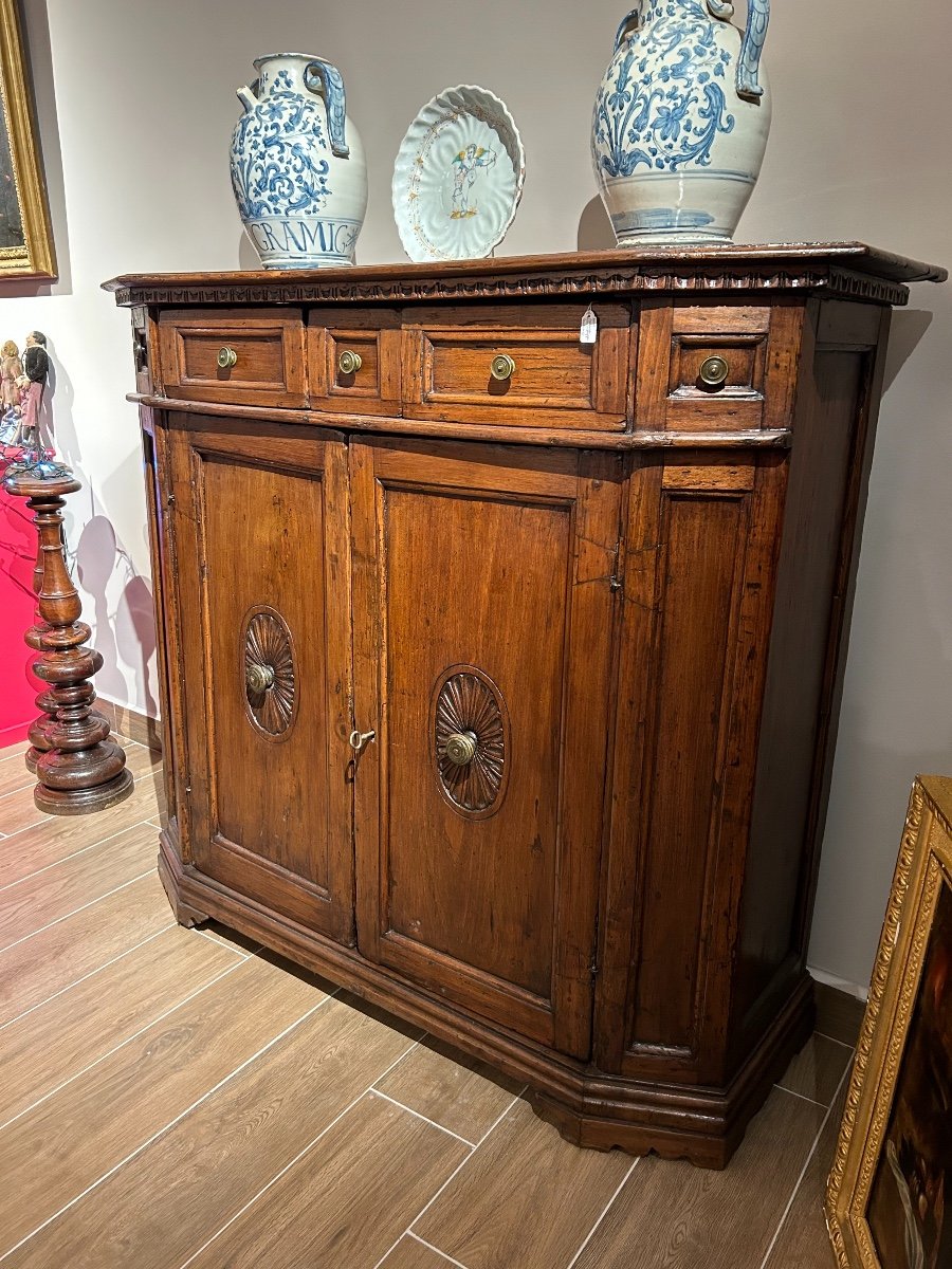 Credenza di ambito emiliano-veneto del Seicento-photo-2