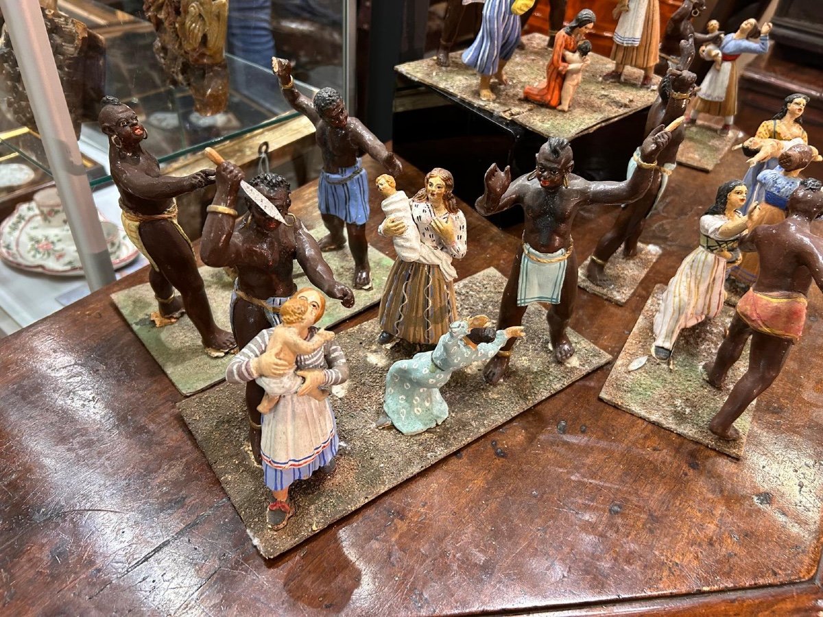 Antico diorama composto da statue in terracotta  raff. strage degli innocenti, Napoli XIX sec.-photo-1